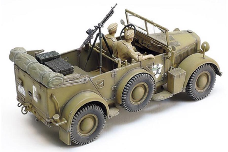 Tamiya 1/35 German Horch Kfz.15 "North Africa" pienoismalli