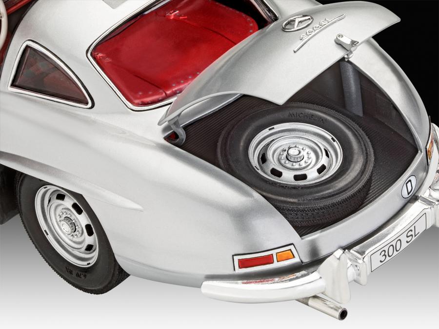 Revell 1/12 MERCEDES-BENZ 300 SL pienoismalli