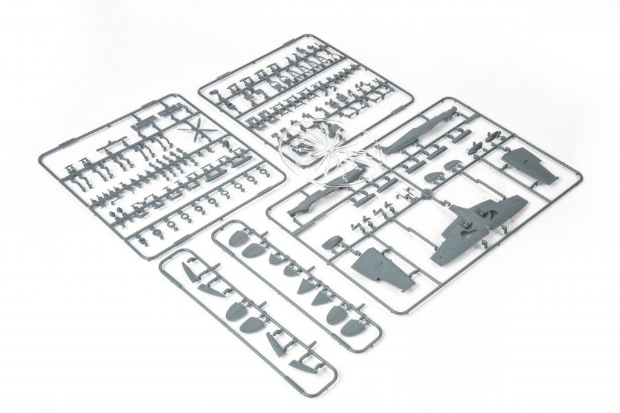 1/72 Spitfire Mk.VIII Weekend edition