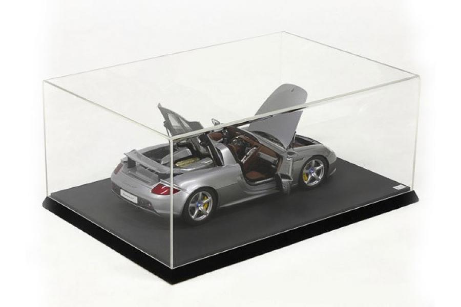 Tamiya Display Case L - 489mm x 340mm x 210mm vitriini