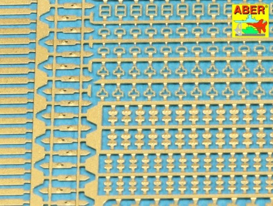 Aber 1/35 Belts & straps for rifles