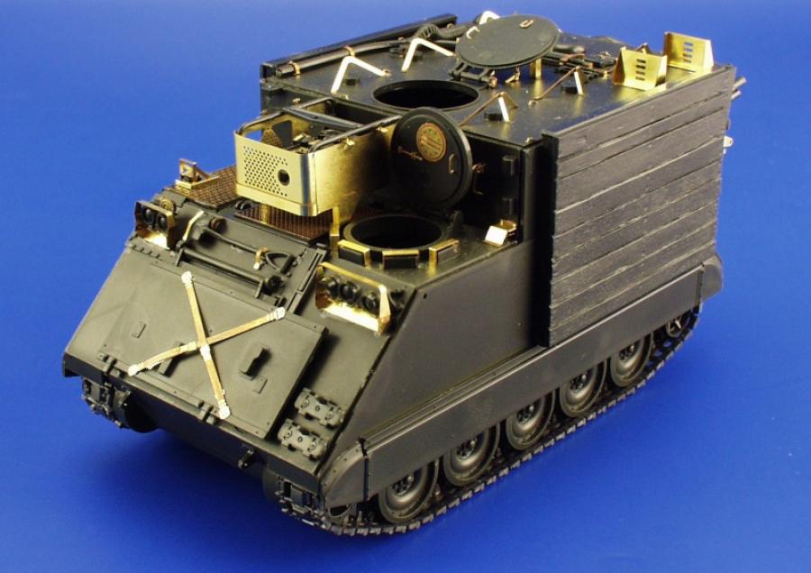 Eduard 1/35 M-577 US Command Post Car Detail set for Tamiya kit