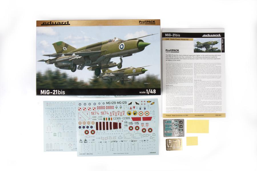 Eduard 1/48 MiG-21BIS Profipack (Suomi siirtokuvilla)