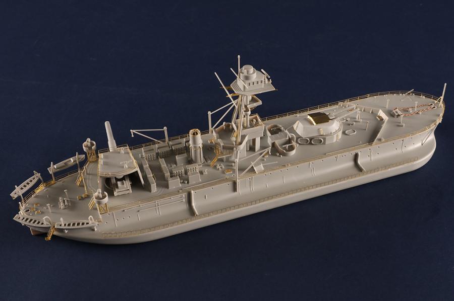 Hobbyboss 1/350 HMS Lord Clive