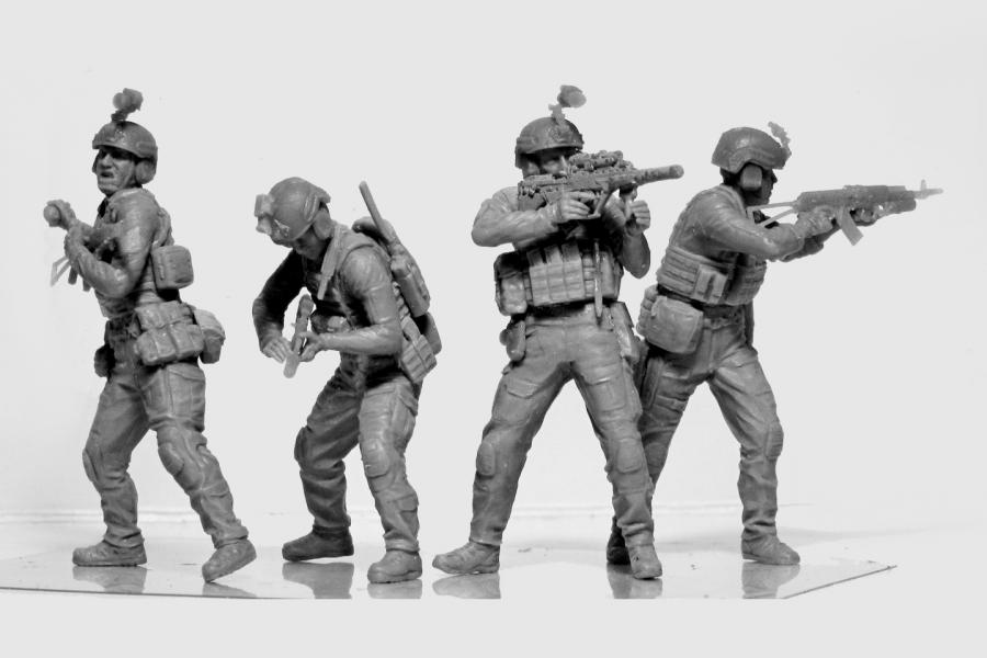 ICM 1/35 Always the first, Air Assault Troops Ukraine (4 figs)