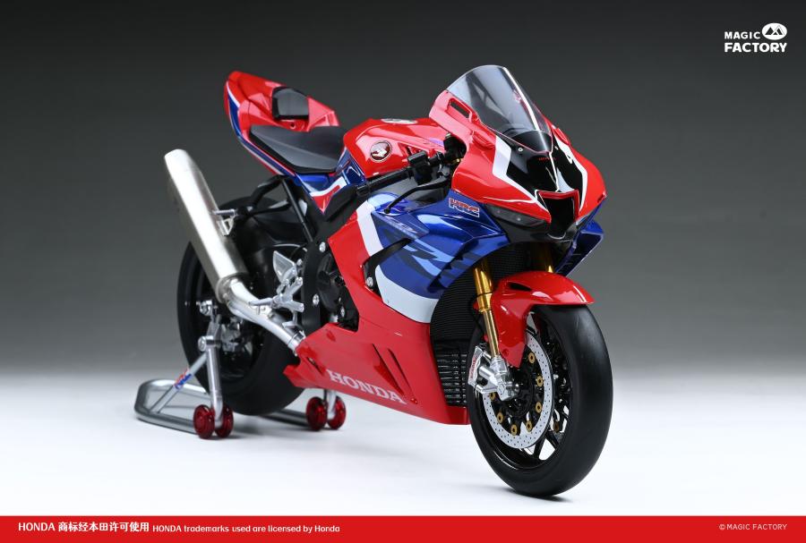 Magic Factory 1/9 Honda CBR1000RR-R Fireblade SP(pre-colored and snap-fit)