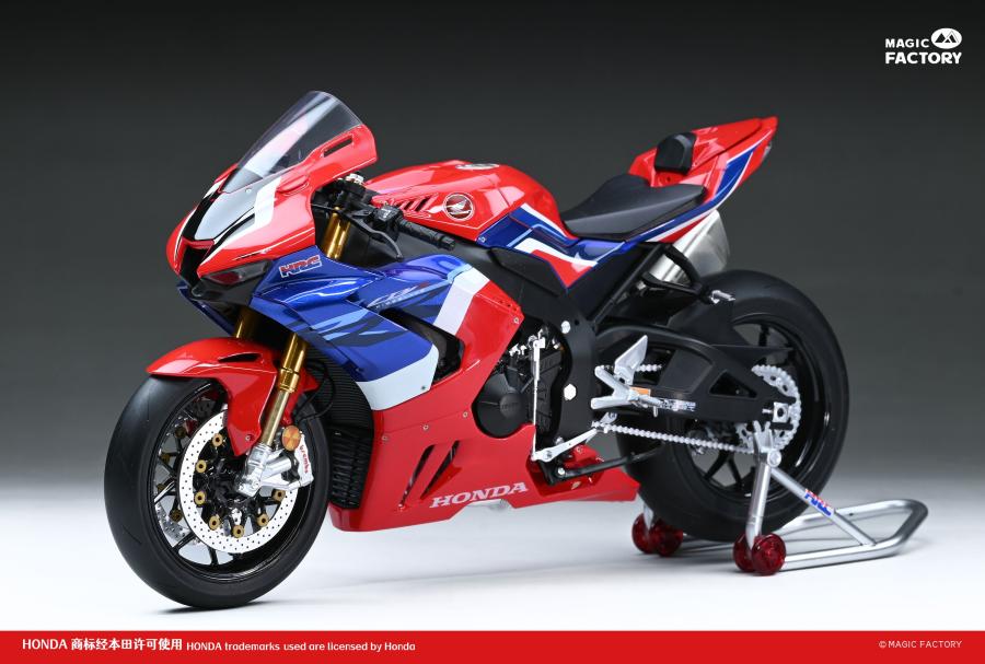 Magic Factory 1/9 Honda CBR1000RR-R Fireblade SP(pre-colored and snap-fit)