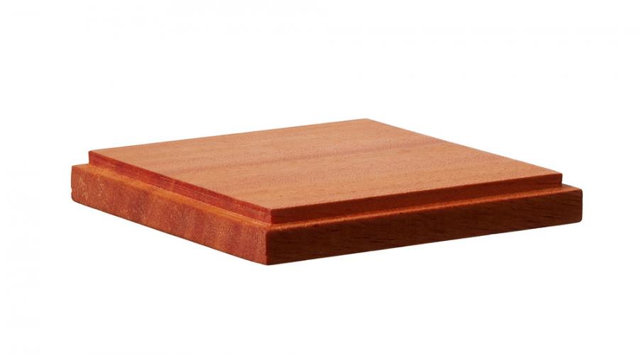 Mr. Hobby Wooden Base Square S (70x70x10mm)