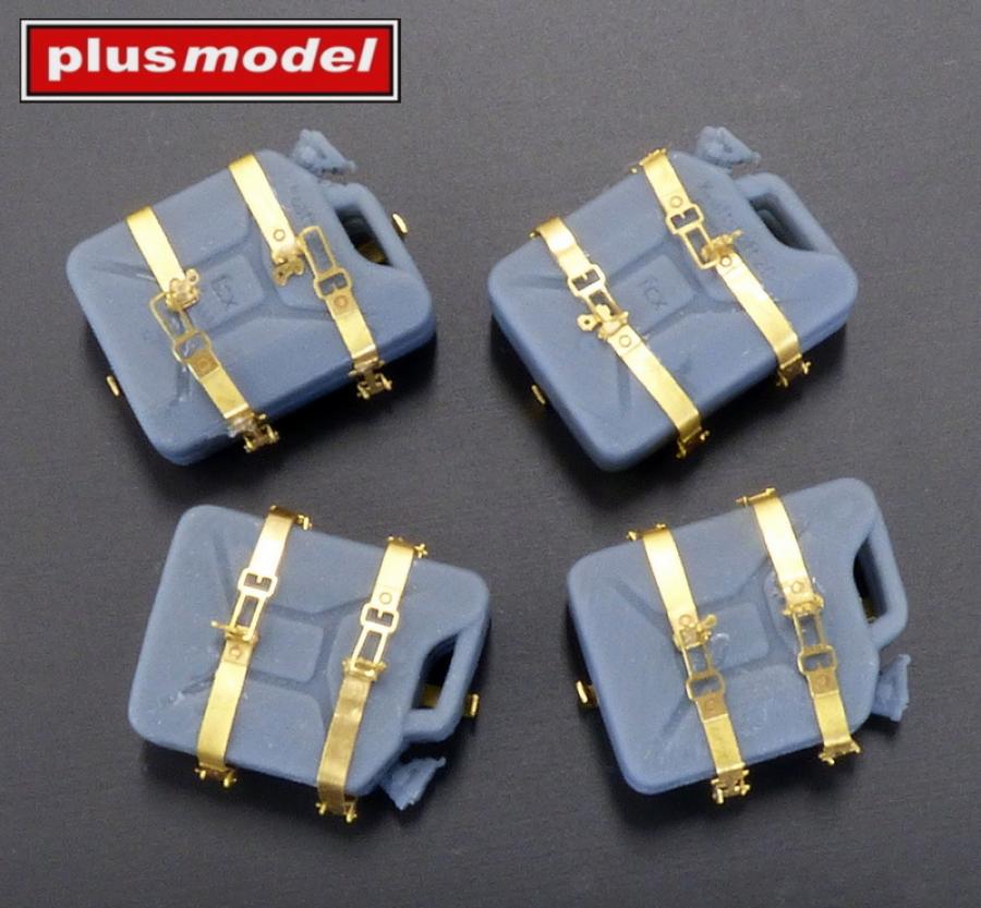 Plusmodel 1/35 Canisters with holders for Sd.Kfz. 234