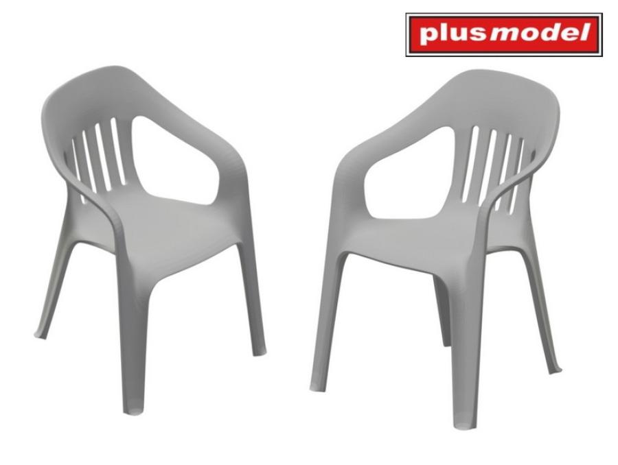 Plusmodel 1/35 Plastic chairs