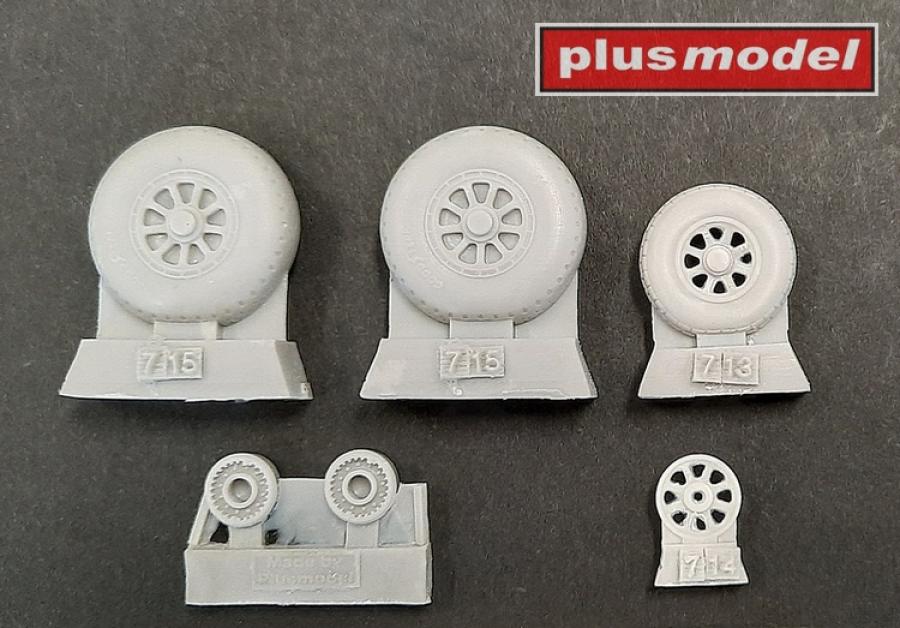 Plusmodel 1/72 A-26C Invader wheels smooth pattern