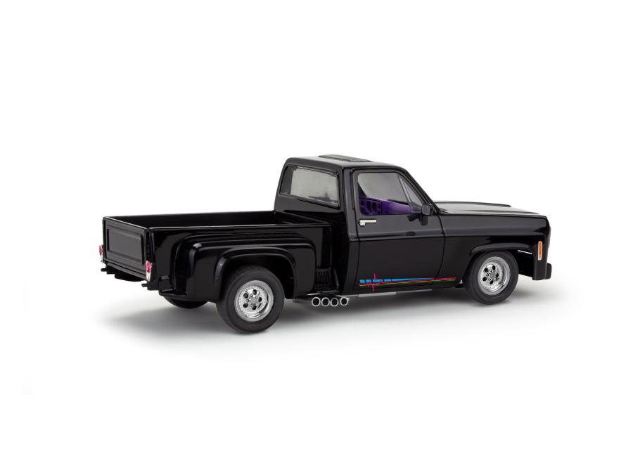 Revell 1/25 '77 Chevy Street Pickup