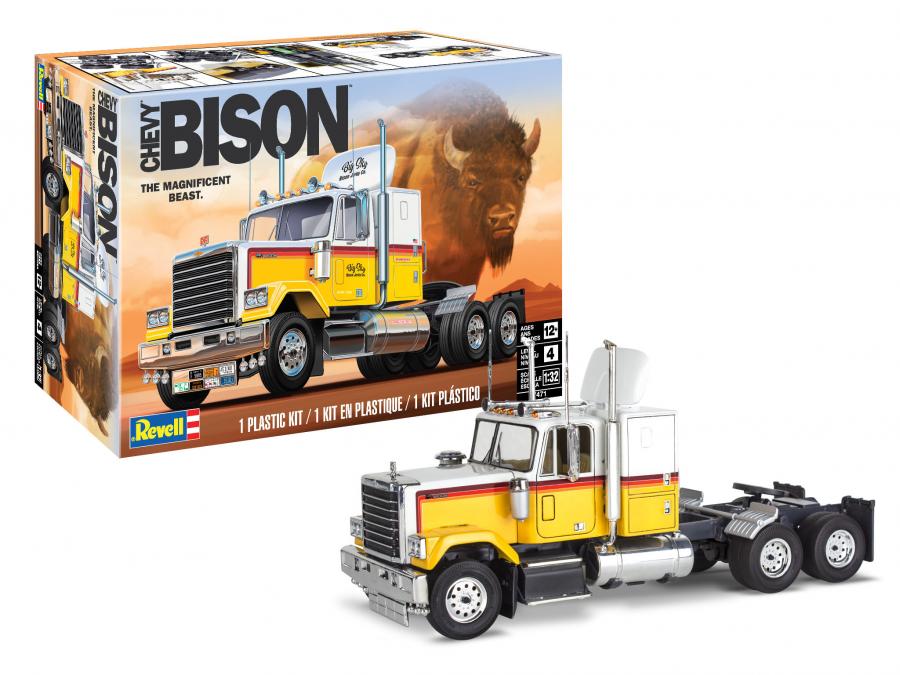 Revell 1/32 Chevy Bison Semi Truck