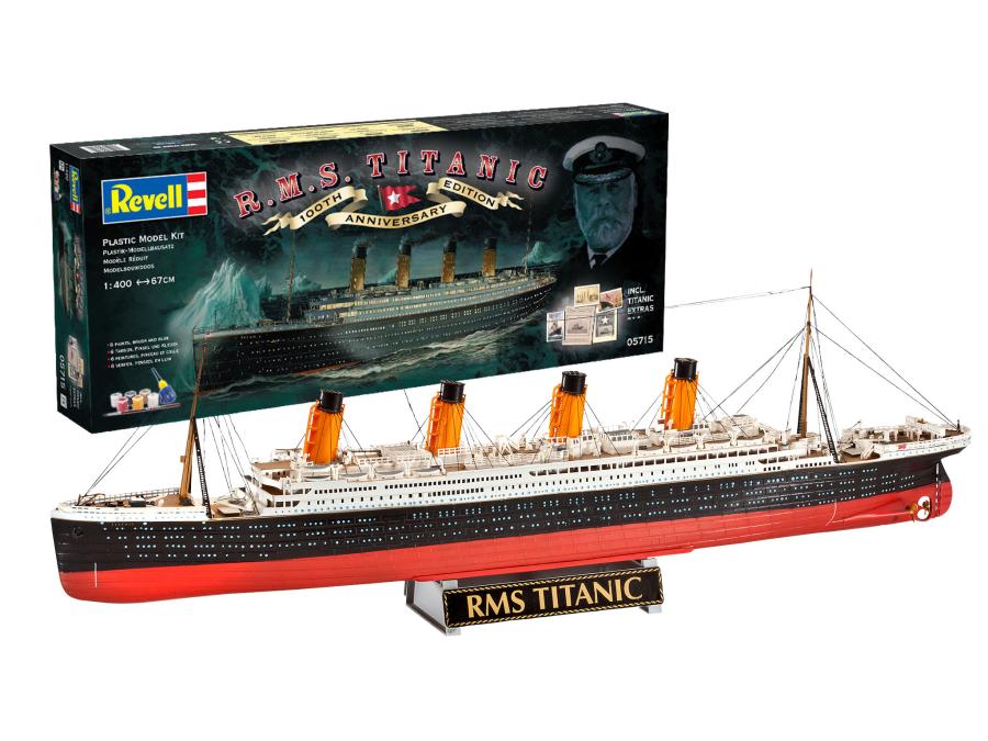 Revell 1:400 100 Years Titanic (Gift set) pienoismalli
