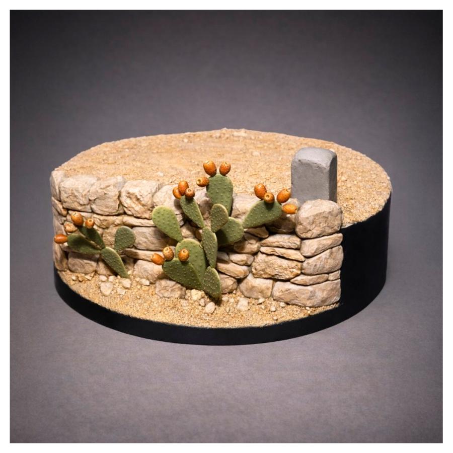 Royalmodel 1/35 Mediterranean Countryside Scenic Base