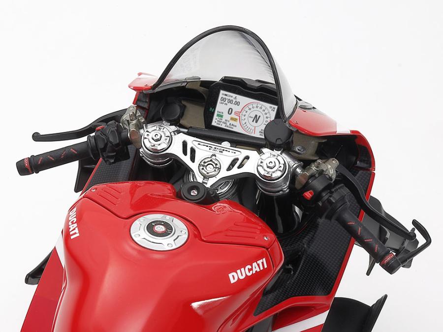 Tamiya 1/12 Ducati Superleggera V4 with Racing Kit