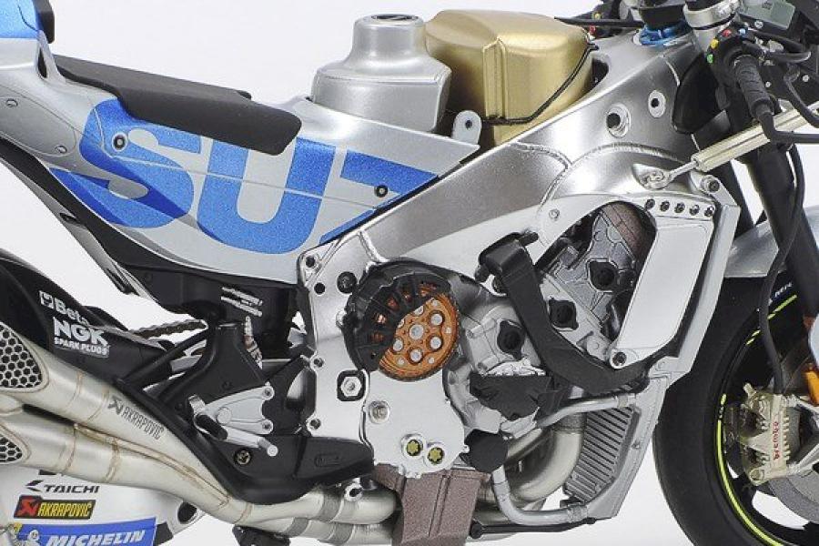 Tamiya 1/12 Team Suzuki ECSTAR GSX-RR '20 pienoismalli