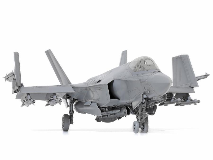 Tamiya 1/48 Lockheed Martin F-35C Lightning II