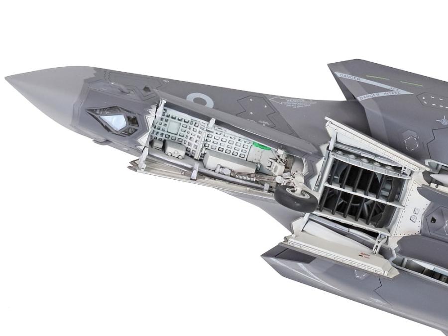 Tamiya 1/72 Lockheed Martin F-35B Lightning II