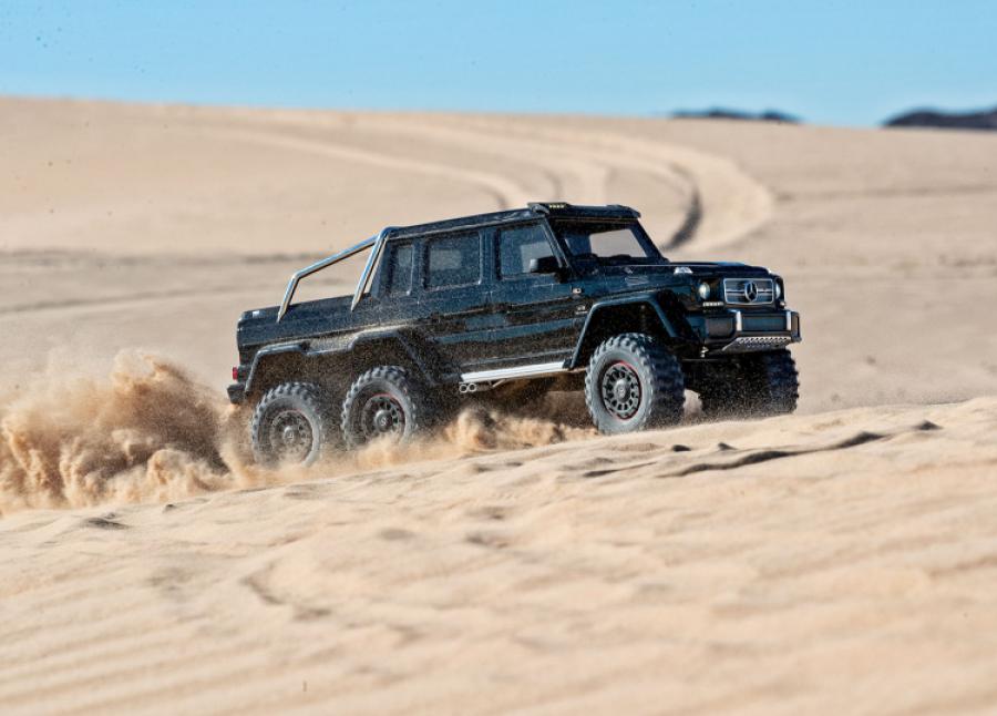 TRX-6 Mercedes-Benz G63 AMG 6X6 TQi RTR Clipless